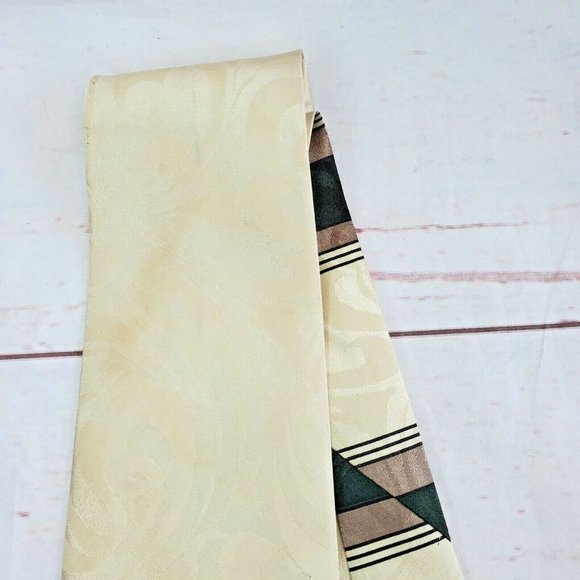 Christian Armand Men's Cream Green Abstract Design Rare Hand Made Necktie - Picture 7 of 12